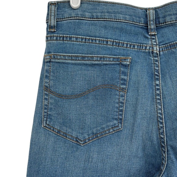 Lee Women's Relaxed Fit Straight Leg Mid Rise Denim Jeans Size 10 Long - Picture 7 of 12